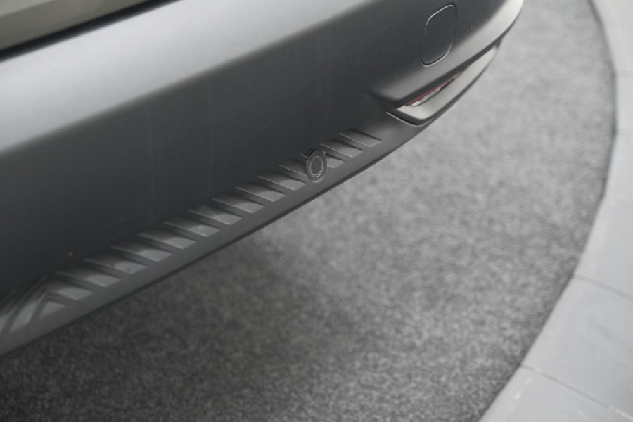 Citroën C5 X 1.6 Plug-in Hybrid 225 Business | Parkeersensoren | Navigatie | Apple Carplay