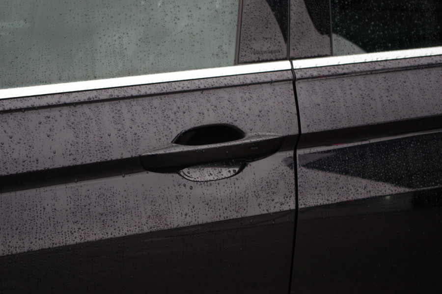 Volkswagen Tiguan 1.4 TSI eHybrid 245 PK R-Line BNS+, Panoramadak, Adap. Cruise Control, 360 Camera, DCC, Matrix-LED