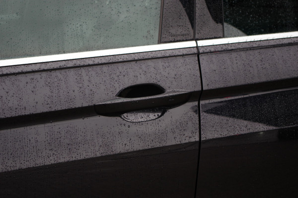 Volkswagen Tiguan 1.4 TSI eHybrid 245 PK R-Line BNS+, Panoramadak, Adap. Cruise Control, 360 Camera, DCC, Matrix-LED