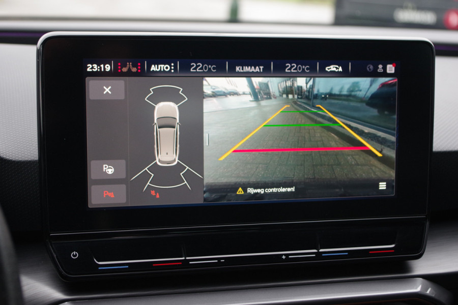 CUPRA Leon Sportstourer 1.4 e-Hybrid VZ 245 PK Performance, Panoramadak, Memory, WInterpakket, Kuipstoelen