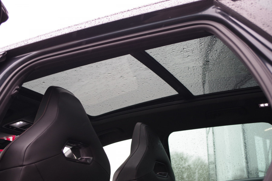 CUPRA Leon Sportstourer 1.4 e-Hybrid VZ 245 PK Performance, Panoramadak, Memory, WInterpakket, Kuipstoelen