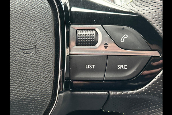 Peugeot 2008 1.2 PureTech GT Pack | Origineel Nederlands |Adaptieve Cruisecotrol Laneassist Trekhaak Camera Carplay