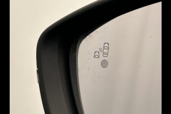 Peugeot 2008 1.2 PureTech GT Pack | Origineel Nederlands |Adaptieve Cruisecotrol Laneassist Trekhaak Camera Carplay