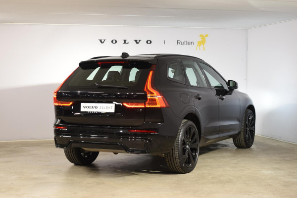 Volvo XC60 T6 350PK Automaat Plug-in Hybrid AWD Plus Black Edition/ Bowers & Wilkins / Navigatie / 360 Camera / Head-up Display / Panoramadak /  Stoelverwarming v+a / Stuurverwarming / 21'' Velgen