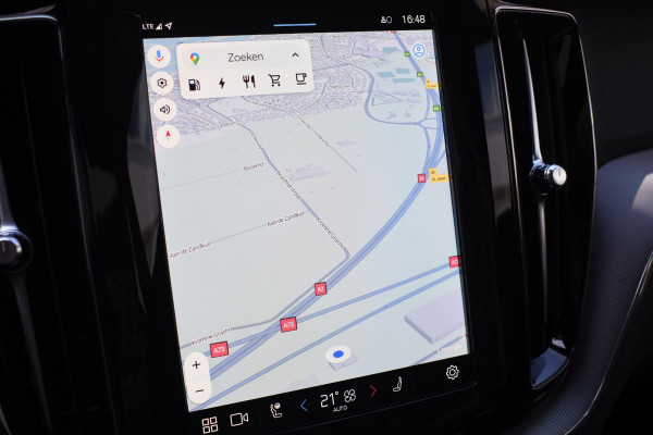 Volvo XC60 T6 350PK Automaat Plug-in Hybrid AWD Plus Black Edition/ Bowers & Wilkins / Navigatie / 360 Camera / Head-up Display / Panoramadak /  Stoelverwarming v+a / Stuurverwarming / 21'' Velgen