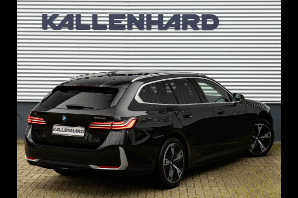 BMW i5 Touring eDrive40 - Sportstoelen - Getint Glas - Harman Kardon - Iconic Glow Exterieur
