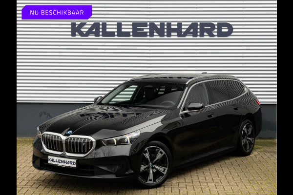 BMW i5 Touring eDrive40 - Sportstoelen - Getint Glas - Harman Kardon - Iconic Glow Exterieur