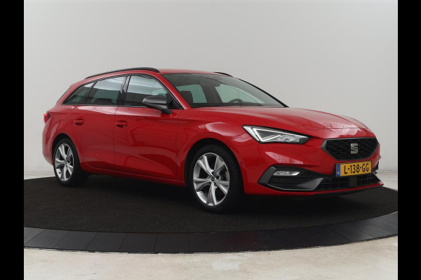 Seat Leon 1.5 TSI FR Launch Edition | Trekhaak | Adaptive cruise | Carplay | Navigatie | Sfeerverlichting | Parkeerhulp | Full LED | Climate control | Bluetooth