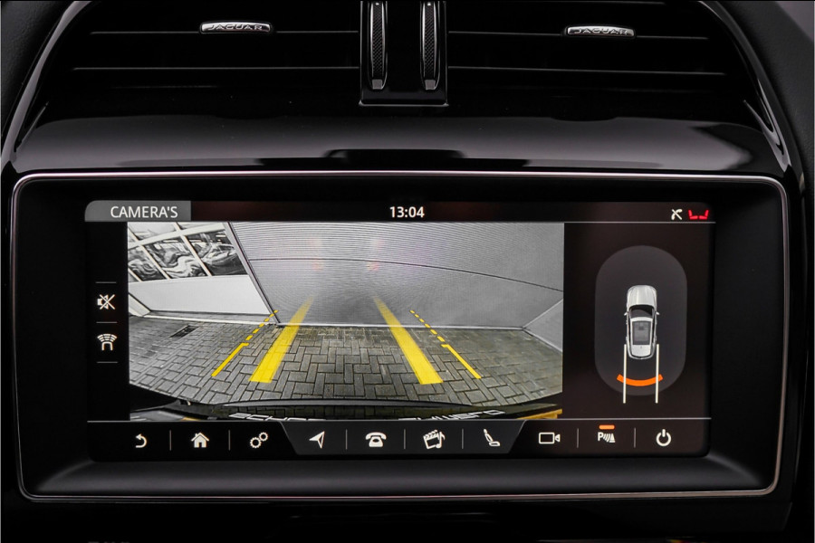 Jaguar F-Pace 2.0t AWD Premium Edition Pano Meridian