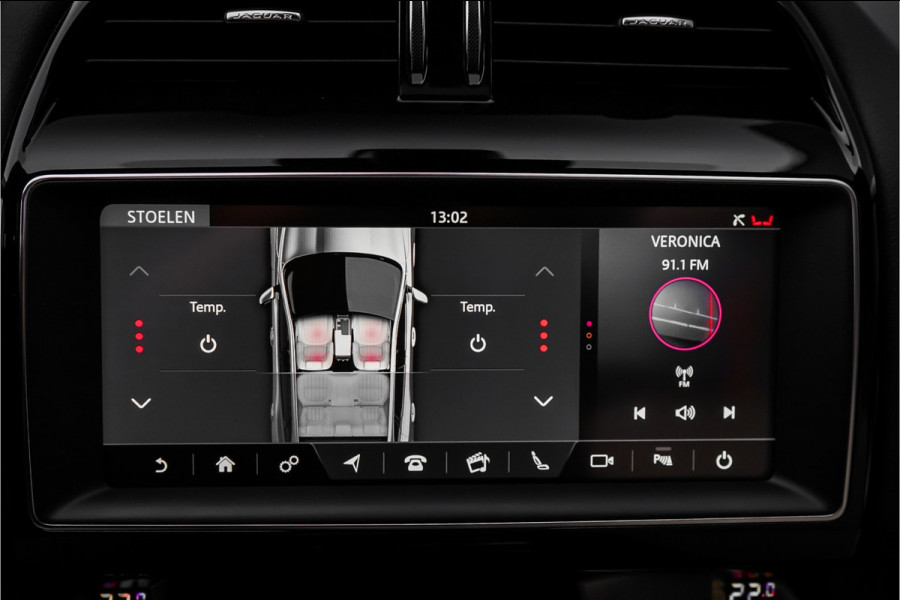 Jaguar F-Pace 2.0t AWD Premium Edition Pano Meridian