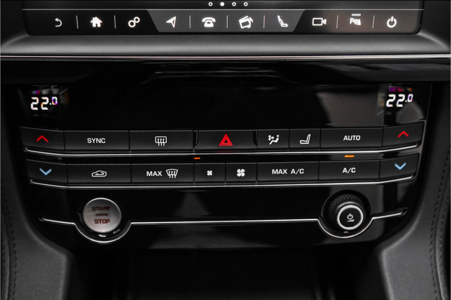 Jaguar F-Pace 2.0t AWD Premium Edition Pano Meridian