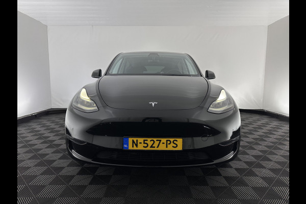 Tesla Model Y Long Range AWD 75 kWh [ 3-Fase ] {SOH-81%} (INCL-BTW) Aut. *PANO | AUTO-PILOT | LEATHER | NAVI-FULLMAP | MATRIX-LED | KEYLESS | CAMERA | DAB+ | HEATED-COMFORTSEATS | PRIVACY-GLASS | TOPVIEW | 20''ALU | TOWBAR*