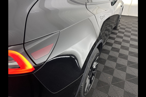 Tesla Model Y Long Range AWD 75 kWh [ 3-Fase ] {SOH-81%} (INCL-BTW) Aut. *PANO | AUTO-PILOT | LEATHER | NAVI-FULLMAP | MATRIX-LED | KEYLESS | CAMERA | DAB+ | HEATED-COMFORTSEATS | PRIVACY-GLASS | TOPVIEW | 20''ALU | TOWBAR*
