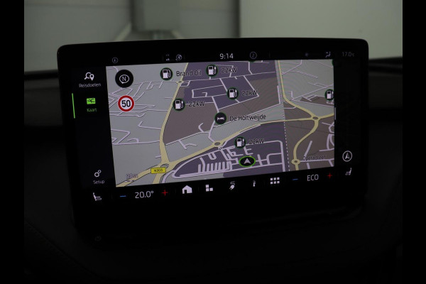 Škoda ENYAQ iV 80 | Leder | Stoelverwarming | Trekhaak | Adaptive cruise | Warmtepomp | Matrix LED | Carplay | 21'' | Achterbankverwarming | Navigatie | Sport Plus Pakket | Sfeerverlichting