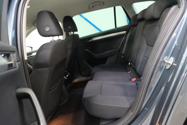 Škoda Superb Combi 1.4 TSI ACT Ambition Business - N.A.P. Airco, Cruise, Navi, Automaat, PDC