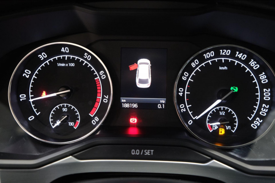 Škoda Superb Combi 1.4 TSI ACT Ambition Business - N.A.P. Airco, Cruise, Navi, Automaat, PDC