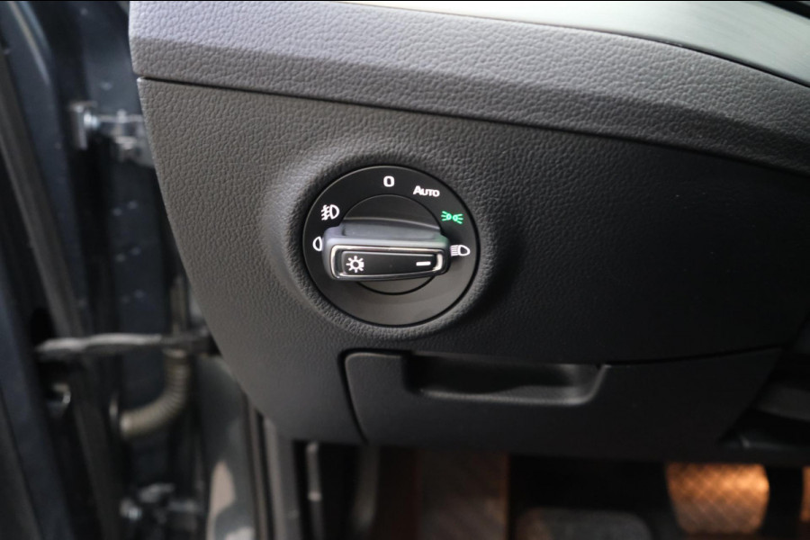 Škoda Superb Combi 1.4 TSI ACT Ambition Business - N.A.P. Airco, Cruise, Navi, Automaat, PDC