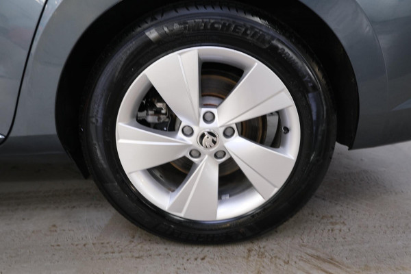 Škoda Superb Combi 1.4 TSI ACT Ambition Business - N.A.P. Airco, Cruise, Navi, Automaat, PDC
