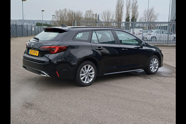 Toyota Corolla Touring Sports Hybrid 140 Business Stuur-& Stoelverwarming | Adaptieve Cruise control | Apple CarPlay - Android Auto |