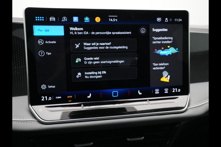 Volkswagen Passat Variant 1.5 eTSI 150pk DSG Business Trekhaak Navigatie Camera Massage Android/Carplay