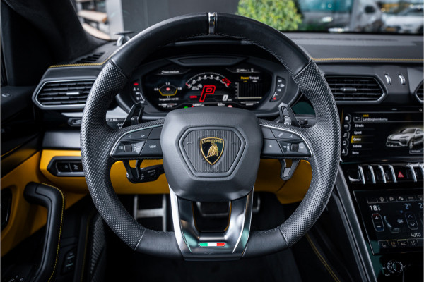 Lamborghini Urus 4.0 V8 - BTW | Akrapovic | Keramisch | Panorama | Xpel | B&O+ | Massage