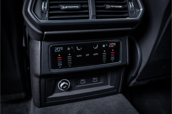 Lamborghini Urus 4.0 V8 - BTW | Akrapovic | Keramisch | Panorama | Xpel | B&O+ | Massage