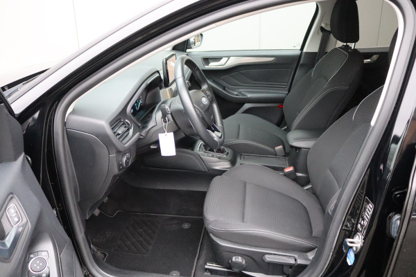 Ford FOCUS Wagon 125PK EcoB. Titanium Trekhaak/Navigatie/Camera/Keyfree/Winter-pack