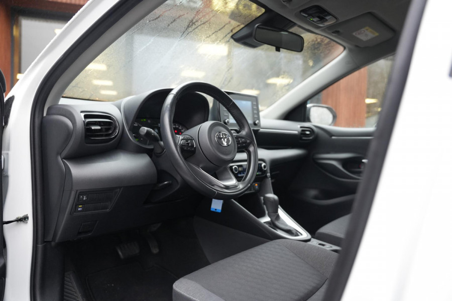 Toyota Yaris 1.5 Hybrid Comfort Navi camera, stoelverwarming assistent