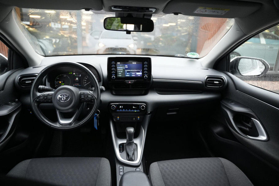 Toyota Yaris 1.5 Hybrid Comfort Navi camera, stoelverwarming assistent