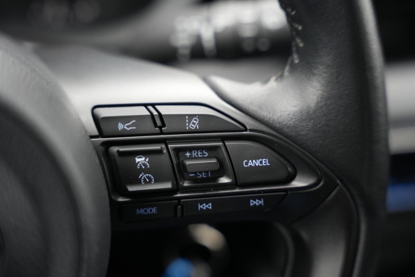 Toyota Yaris 1.5 Hybrid Comfort Navi camera, stoelverwarming assistent