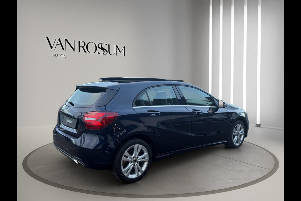 Mercedes-Benz A-Klasse A 180 Urban PANO Automaat Stoelverwarming 1e Eigenaar