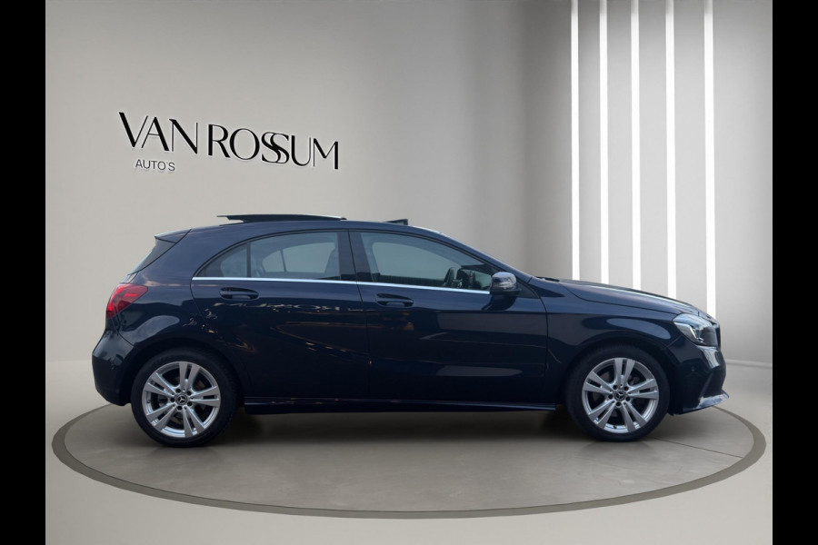 Mercedes-Benz A-Klasse A 180 Urban PANO Automaat Stoelverwarming 1e Eigenaar