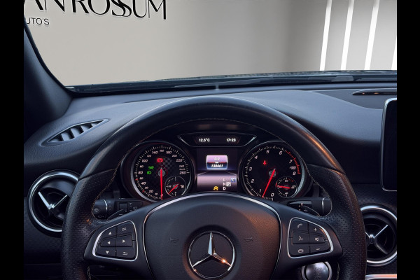 Mercedes-Benz A-Klasse A 180 Urban PANO Automaat Stoelverwarming 1e Eigenaar