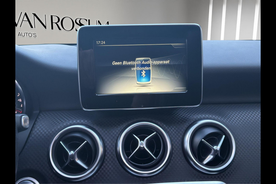 Mercedes-Benz A-Klasse A 180 Urban PANO Automaat Stoelverwarming 1e Eigenaar