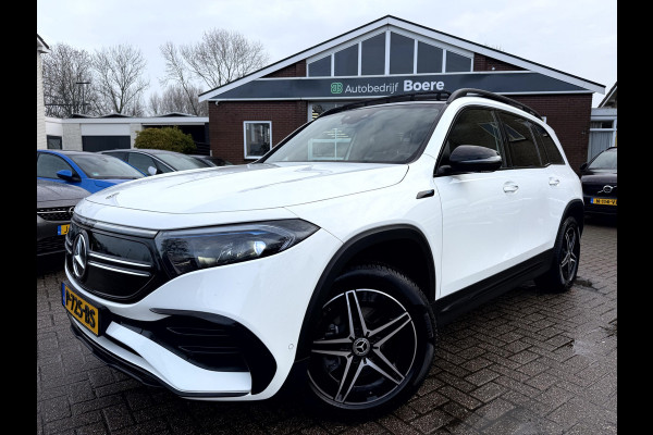 Mercedes-Benz EQB 300 4MATIC AMG Line 7-Persoons Panoramadak, 360 camera