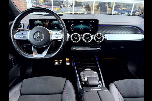 Mercedes-Benz EQB 300 4MATIC AMG Line 7-Persoons Panoramadak, 360 camera