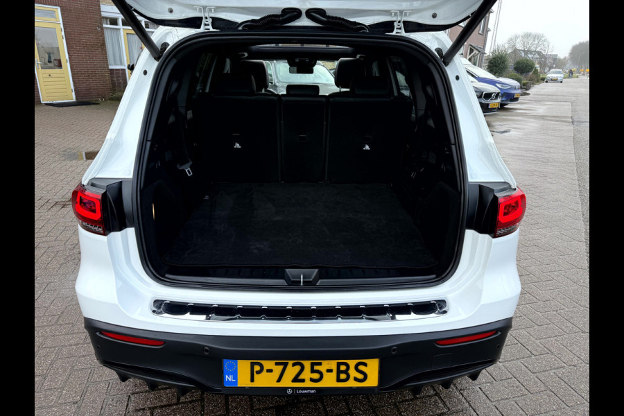 Mercedes-Benz EQB 300 4MATIC AMG Line 7-Persoons Panoramadak, 360 camera