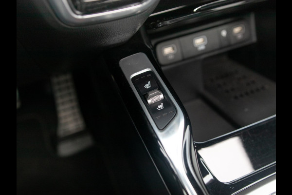 Kia Sorento 1.6 T-GDI Plug-in Hybrid 4WD ExecutiveLine 7p. | Full options | NL auto! | Alarm klasse 3 | Afn. Trekhaak l 100% onderhouden