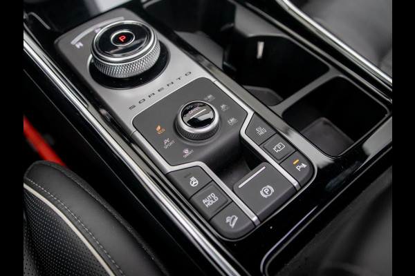 Kia Sorento 1.6 T-GDI Plug-in Hybrid 4WD ExecutiveLine 7p. | Full options | NL auto! | Alarm klasse 3 | Afn. Trekhaak l 100% onderhouden