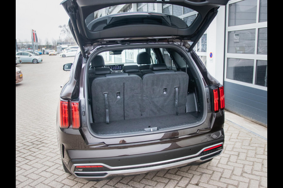 Kia Sorento 1.6 T-GDI Plug-in Hybrid 4WD ExecutiveLine 7p. | Full options | NL auto! | Alarm klasse 3 | Afn. Trekhaak l 100% onderhouden