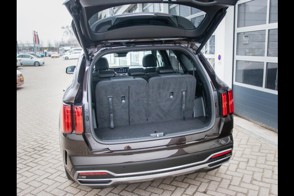 Kia Sorento 1.6 T-GDI Plug-in Hybrid 4WD ExecutiveLine 7p. | Full options | NL auto! | Alarm klasse 3 | Afn. Trekhaak l 100% onderhouden