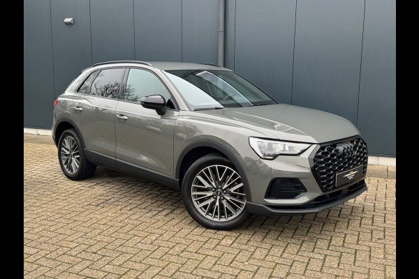 Audi Q3 45 TFSI e S-Line Edition * Navigatie * Stoelverwarming * Side Assist * Adaptieve Cruise Control *