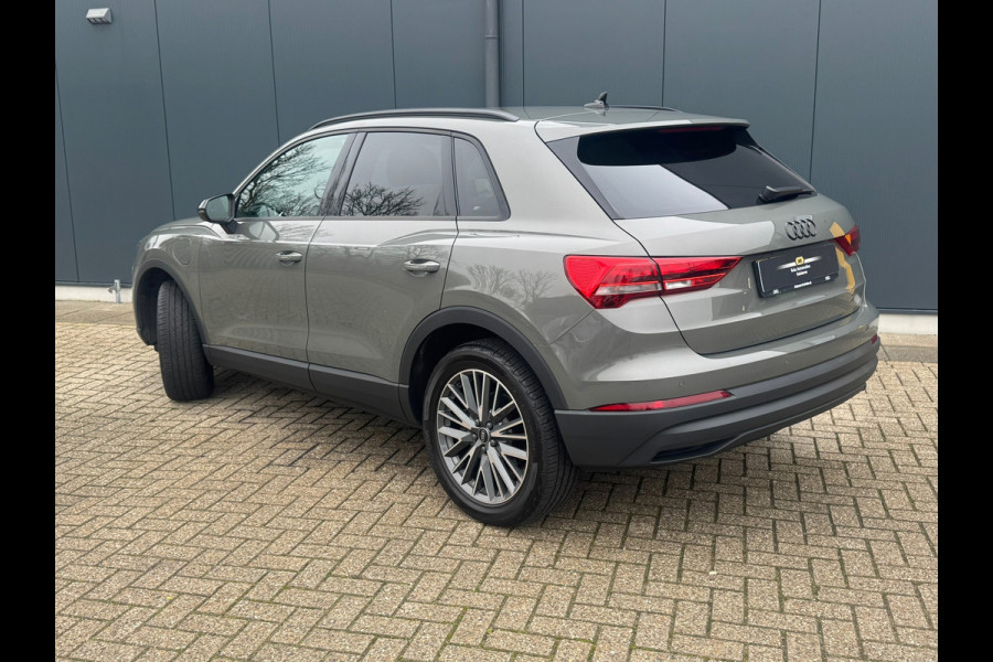 Audi Q3 45 TFSI e S-Line Edition * Navigatie * Stoelverwarming * Side Assist * Adaptieve Cruise Control *