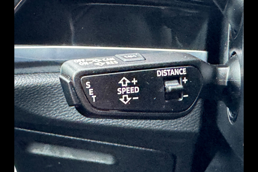 Audi Q3 45 TFSI e S-Line Edition * Navigatie * Stoelverwarming * Side Assist * Adaptieve Cruise Control *