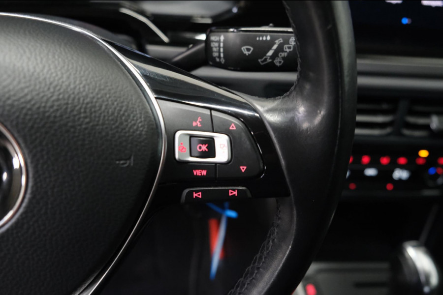 Volkswagen Polo 1.0 TSI R-Line Automaat - N.A.P. Airco, Cruise, Navi, PDC.