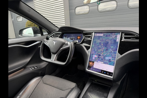 Tesla Model S 75D Base | Plaid Stuur | Auto Pilot | Panoramadak | Camera | Stoelverwarming |