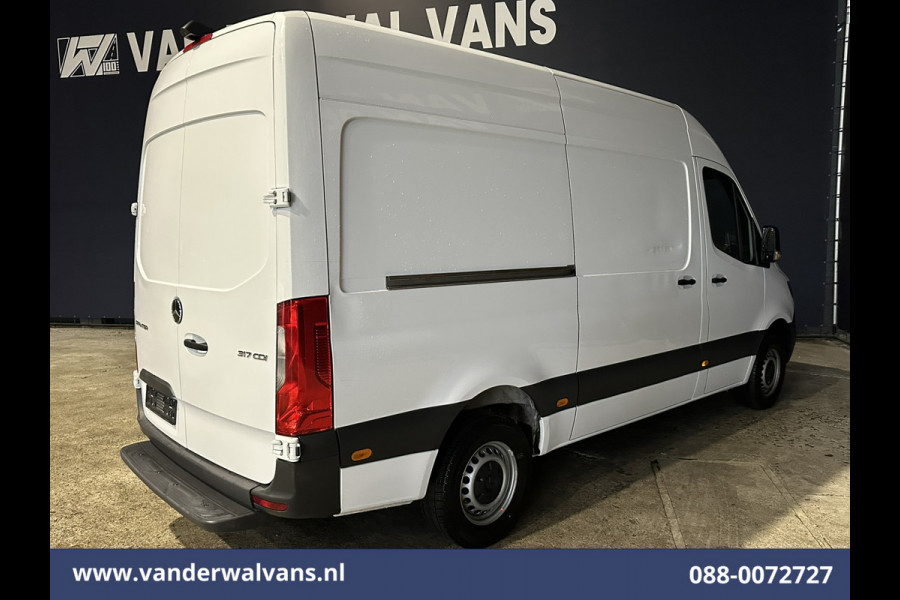 Mercedes-Benz Sprinter 317 CDI 170pk L2H2 Euro6 Airco | Camera | Navigatie | Apple Carplay | Android Auto Bijrijdersbank