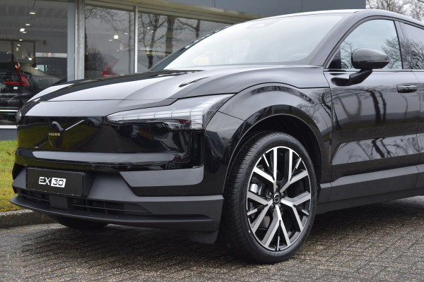Volvo EX30 Extended Range 272PK Black Edition 69 kWh | H&K | 20" LMV | Elektr. Stoel | ACC | Camera | Blis