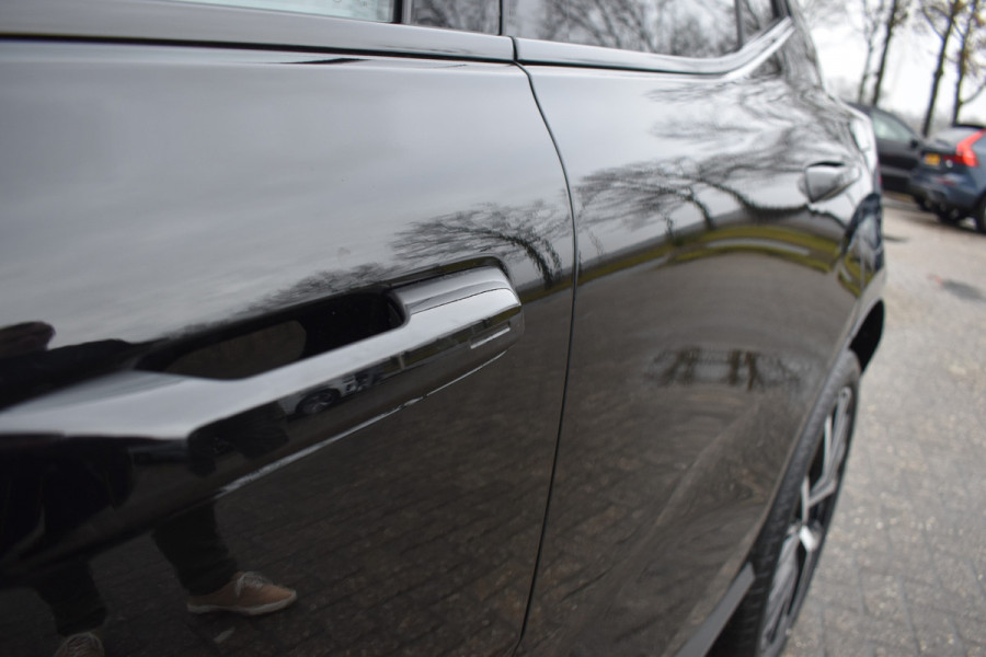 Volvo EX30 Extended Range 272PK Black Edition 69 kWh | H&K | 20" LMV | Elektr. Stoel | ACC | Camera | Blis