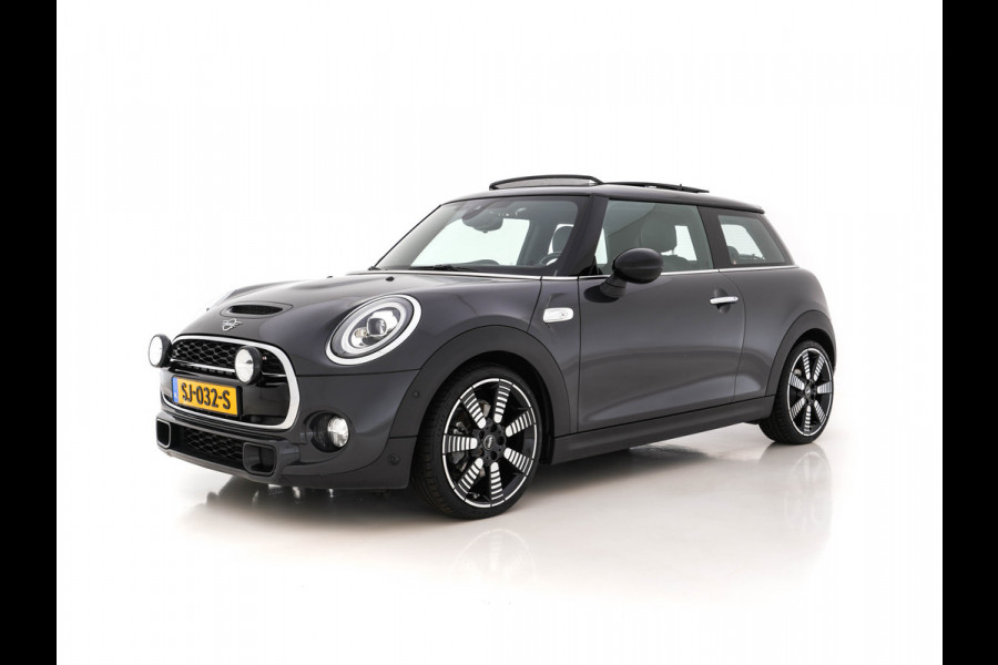MINI Mini 2.0 Cooper S Chili JCW-Sport-Pack Aut. *PANO | LEATHER | HEAD-UP | HARMAN/KARDON | FULL-LED | JCW-EXHAUST | DAB+ | KEYLESS | NAVI-FULLMAP | CAMERA | CRUISE | AMBIENTLIGHT | SHIFTPADDLES | SPORTSEATS | UNION-JACK | 19"ALU*